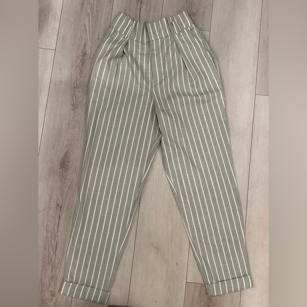 Forever 21 Green/ White Striped Pants (Size S)